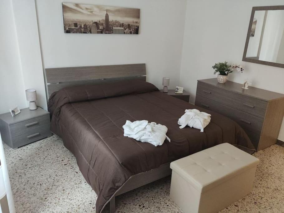 Centro Storico-Imbarcadero Per Le Isole***** Apartamento Trapani Exterior foto